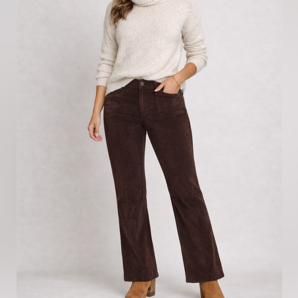 NWT HUE Bootcut Corduroy Leggings Espresso Brown Size Large Stretch Pull On Pant